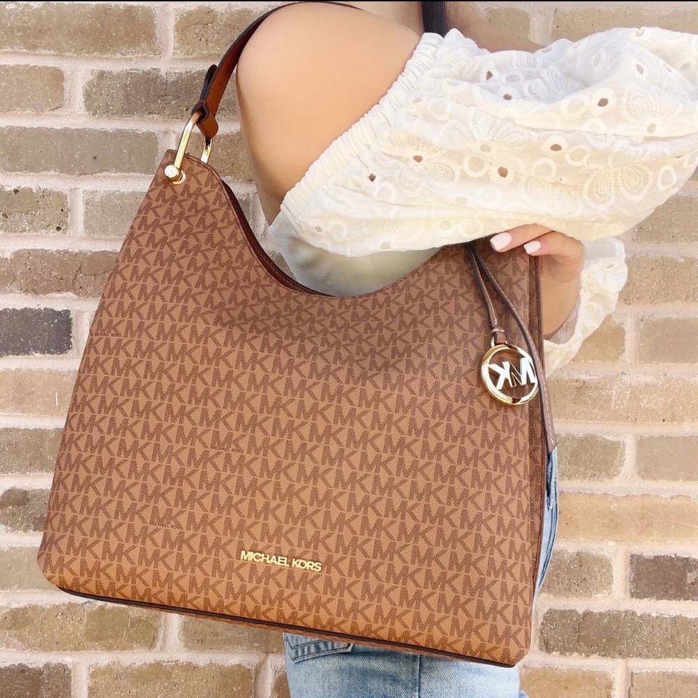 Michael Kors Large MK Signature Leather Slouchy - Picture 2 of 3